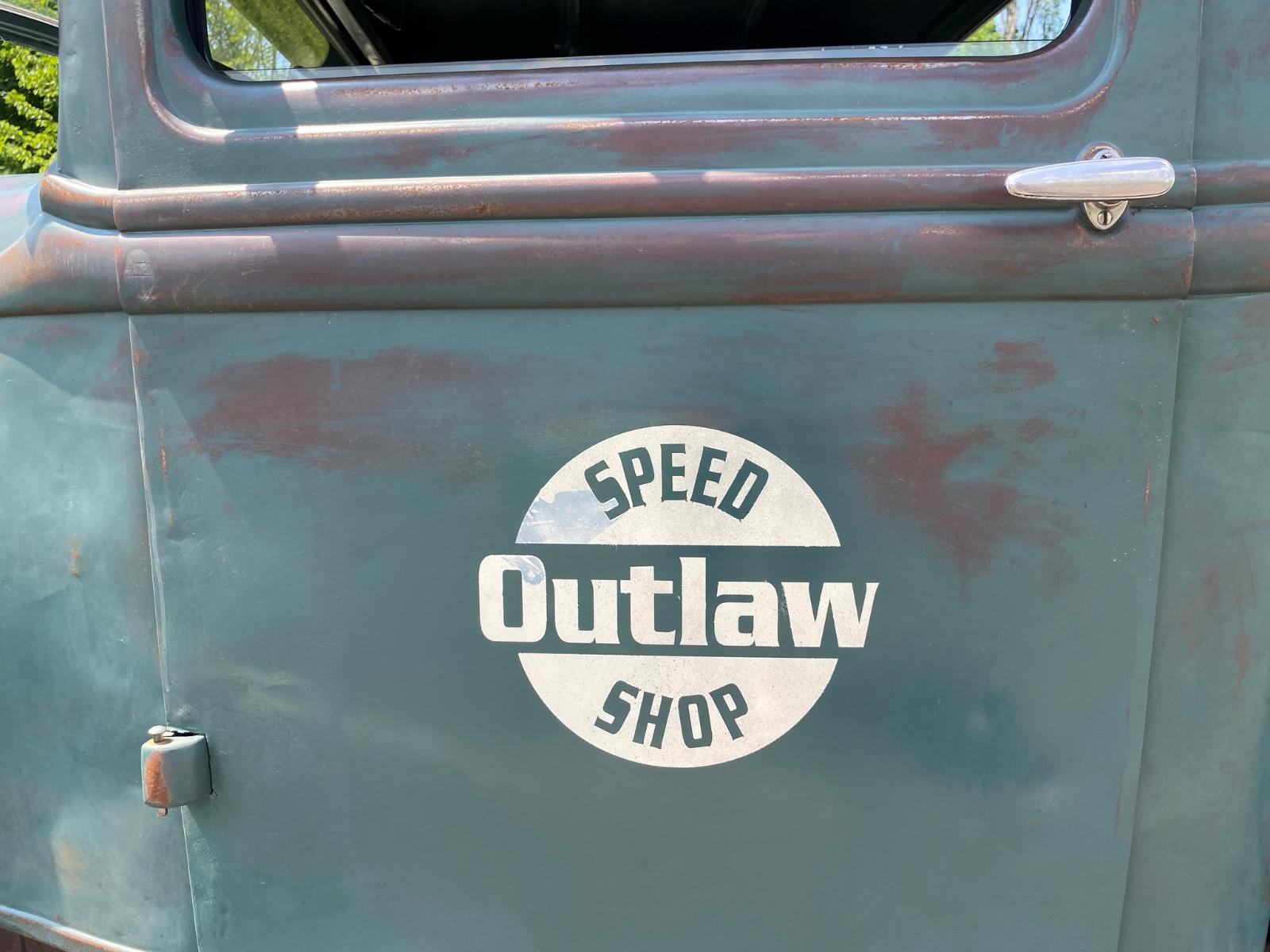 Ford Pickup 1932 V8 "Ford Outlaw Speed Shop" Hot Rod