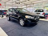 Volvo XC60 Kinetic Drive 2.4d Pano AHK - Volvo Gebrauchtwagen in Essen