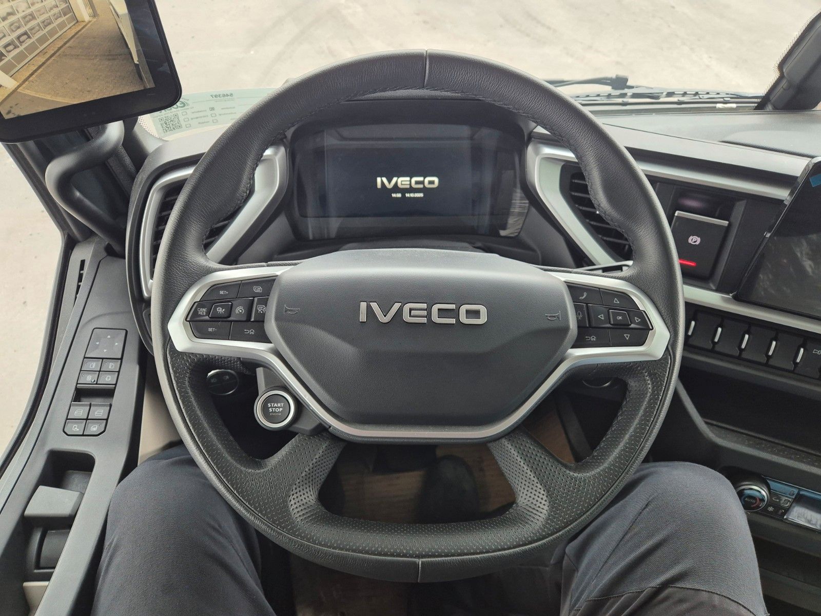 Fahrzeugabbildung Iveco AS360X58Z HR ON+ 8x4 Meiller Bordmatic AHK