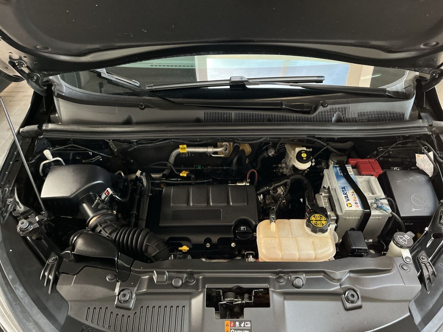 Fahrzeugabbildung Opel Mokka Ultimate 1.4 Turbo Automatik Navi Leder So