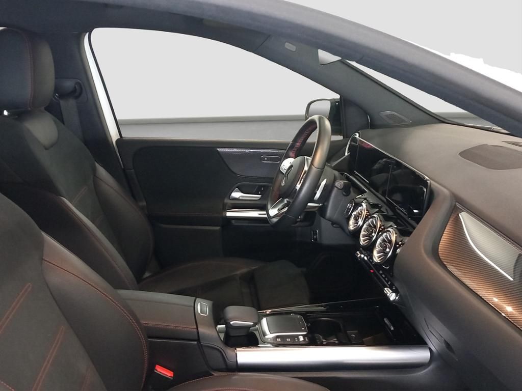 Fahrzeugabbildung Mercedes-Benz B 250 e AMG*NIGHT*LED*PDC*ParkAss*SpurH*AUT*AHK