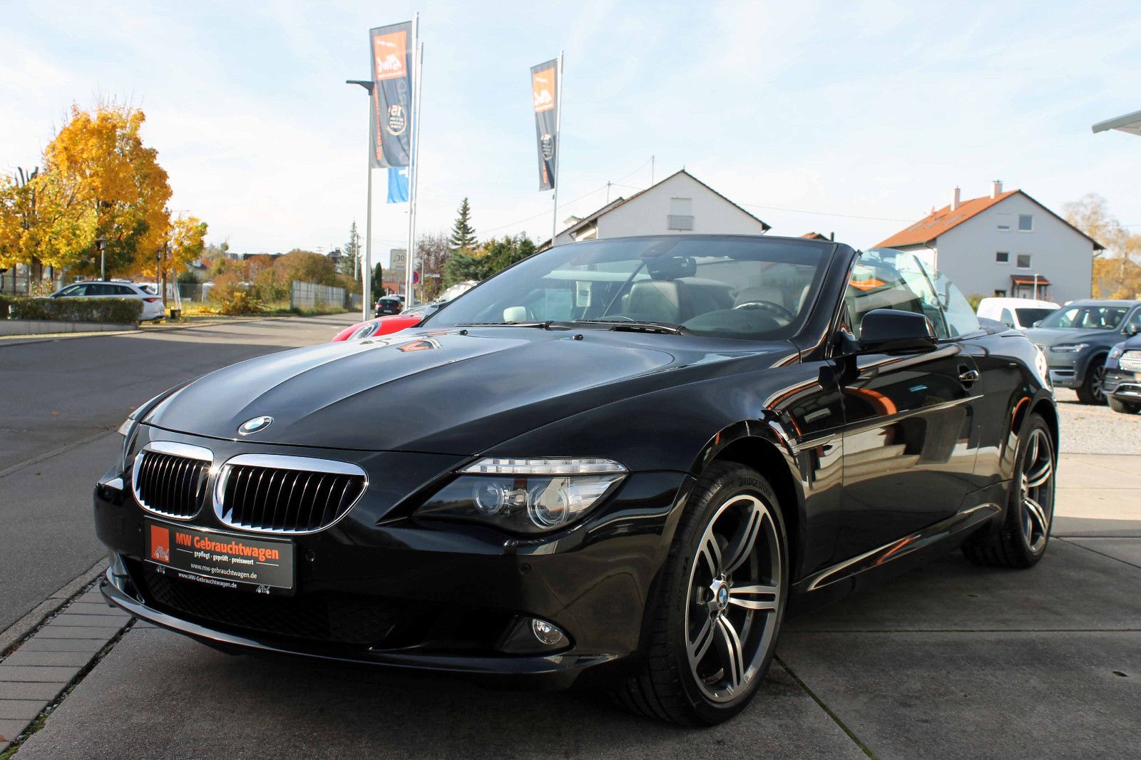 Fahrzeugabbildung BMW 630i Cabrio Aut Sport XENON PDC HUD KLIMA BT SHZ