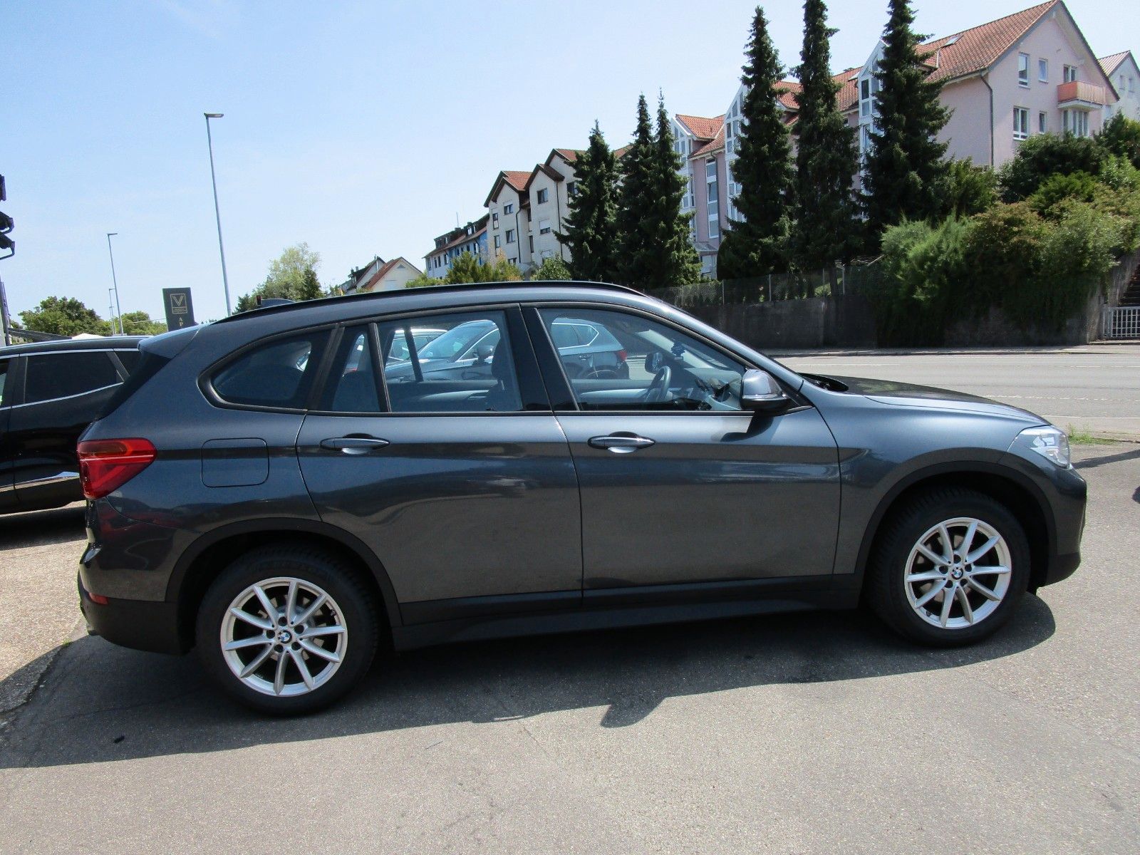 BMW X1 sDrive 18d  *NAVI*PDC*el.Heckklappe*Tempomat foto 12