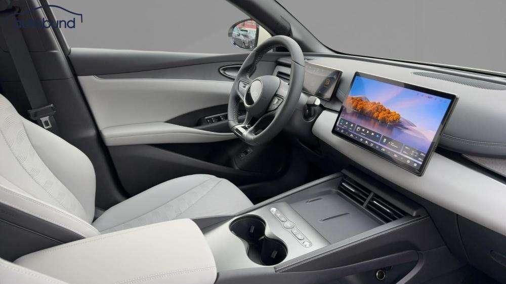BYD SEAL 6