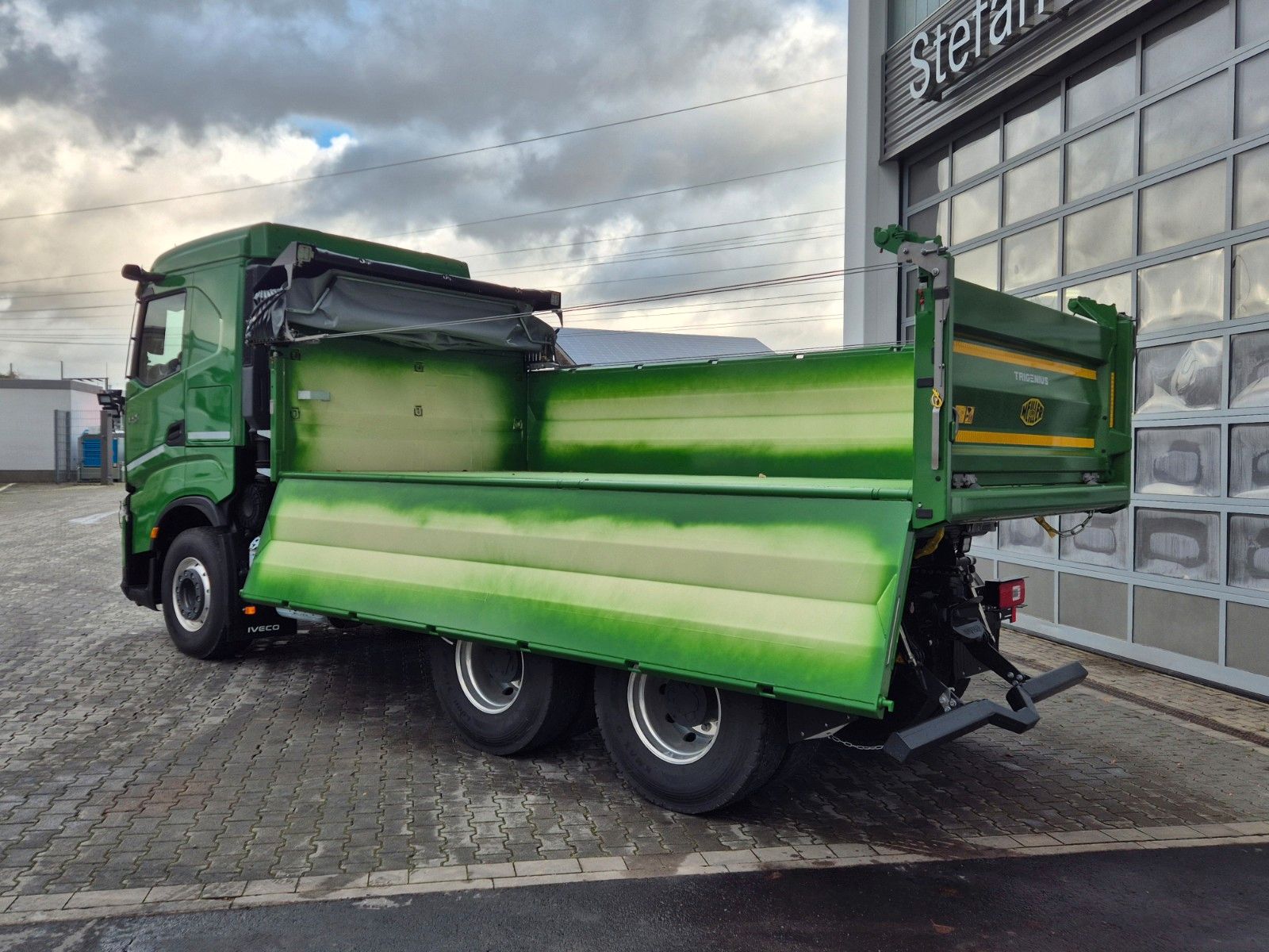 Fahrzeugabbildung Iveco AS300X58Z HR ON+ Meiller Bordmatic AHK Intarder