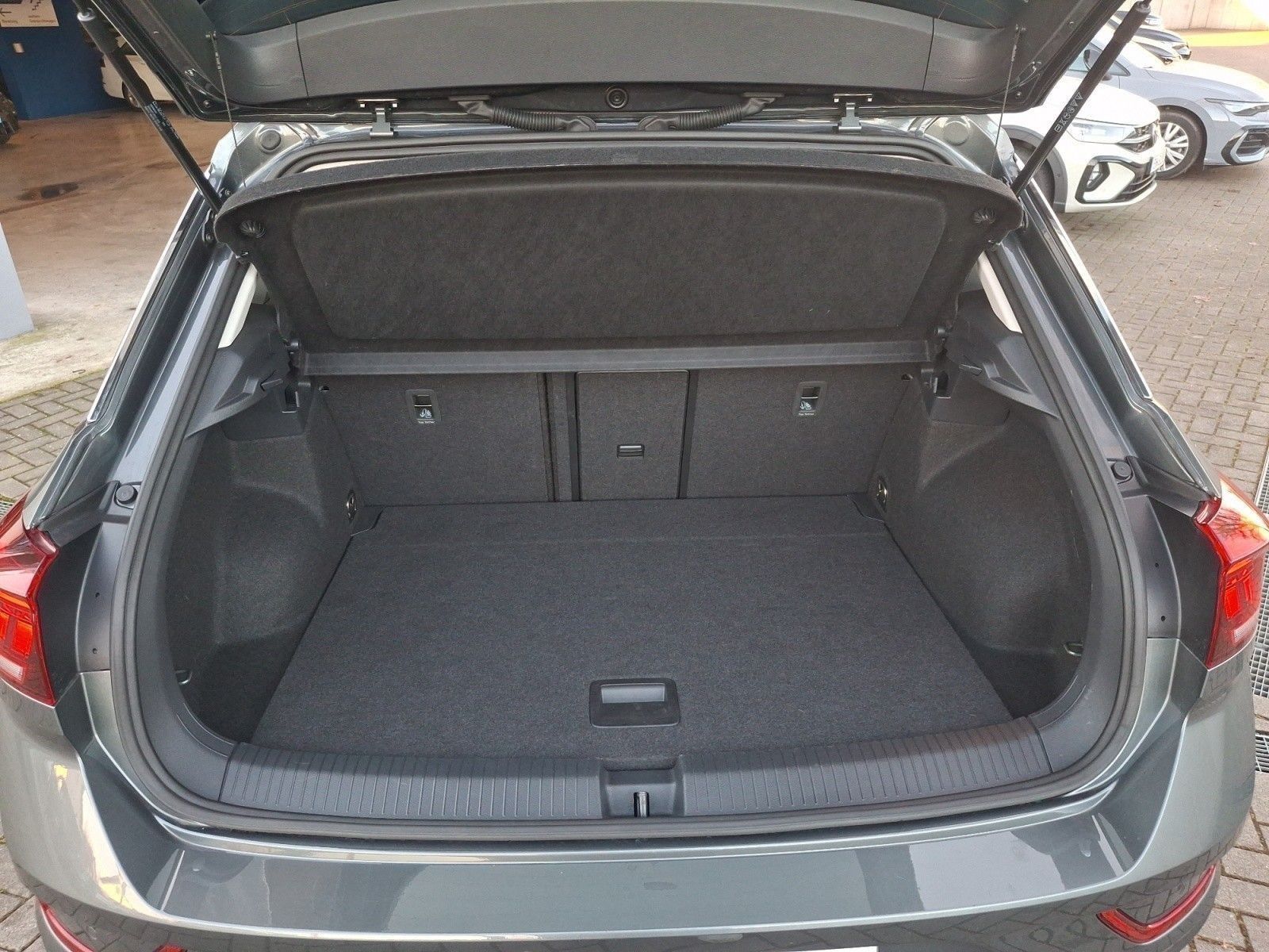 Volkswagen T-Roc - Bild 13