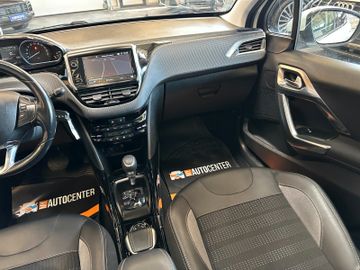 Peugeot 2008 Allure *Pano*Xenon*Navi*