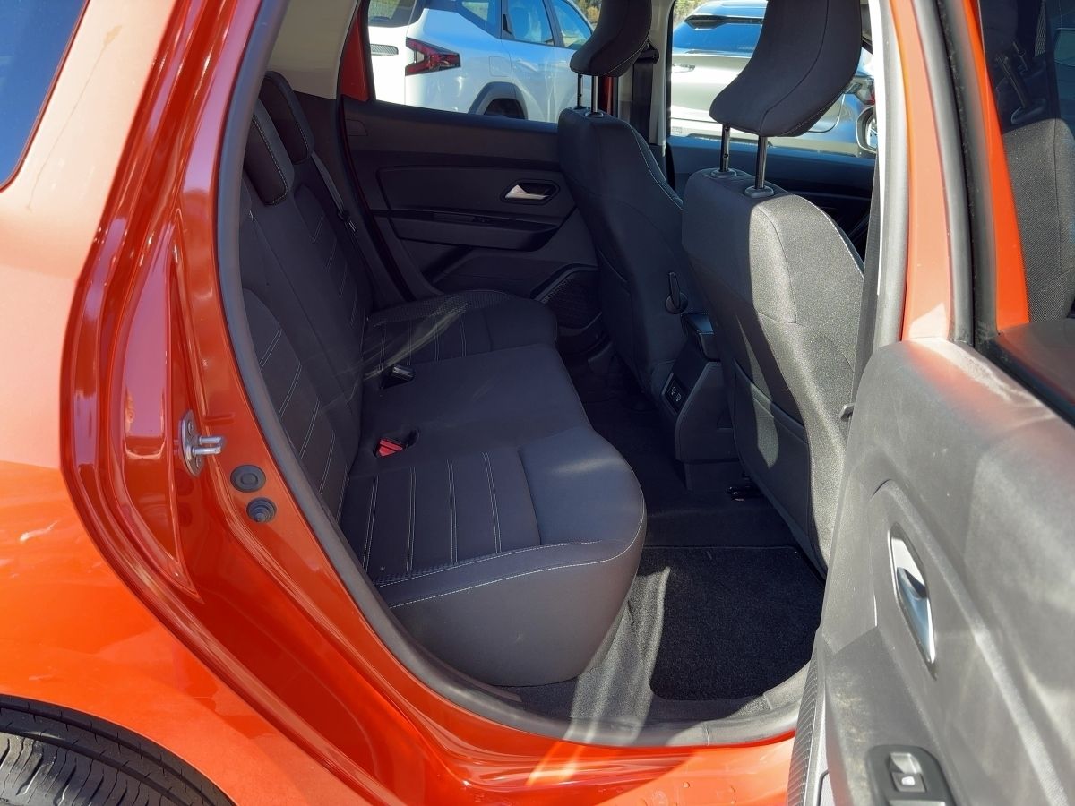 Fahrzeugabbildung Dacia Duster Prestige TCe 150 EDC 2WD