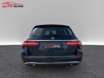 Mercedes E 200 - 6