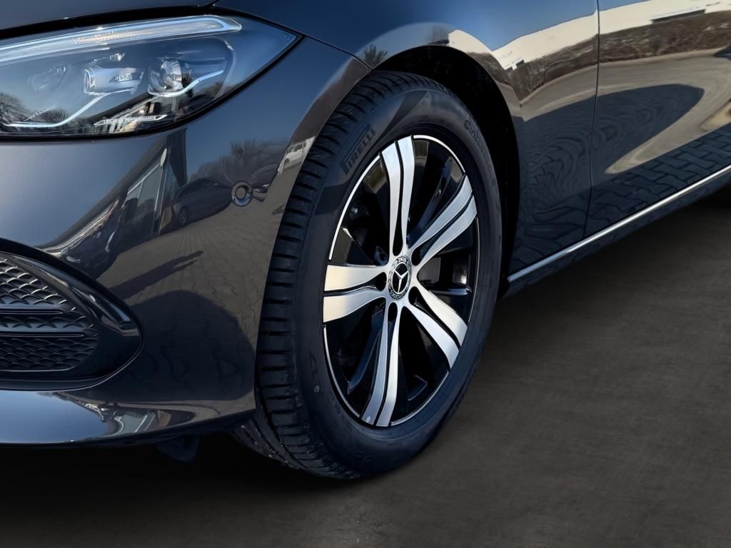 Fahrzeugabbildung Mercedes-Benz C 200 T Avantg. ACC HUD Keyless 360° Winterp.