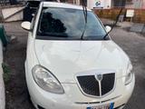 Lancia Ypsilon 1.3 MJT 75 CV Argento - Lancia Ypsilon Argento mit Diesel-Antrieb