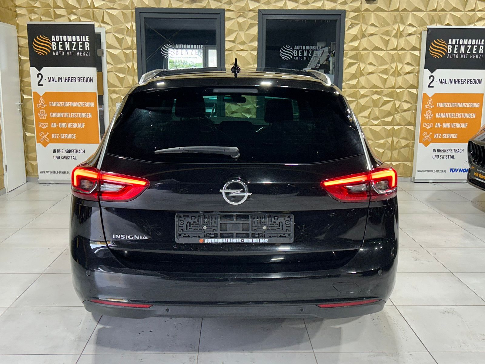 Fahrzeugabbildung Opel Insignia B Sports Tourer Ultimate/MEMORY/ACC/APP