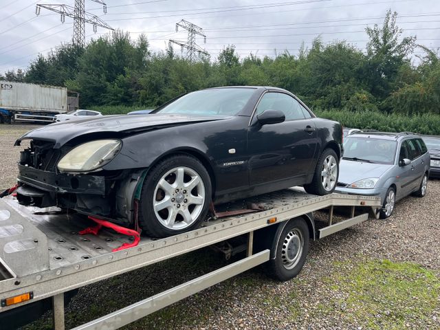 Mercedes-Benz SLK 230