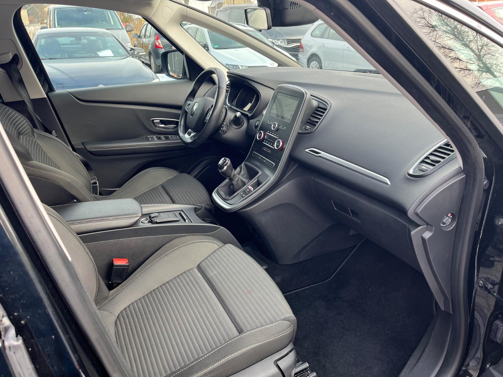 Renault Scenic IV Experience Navi