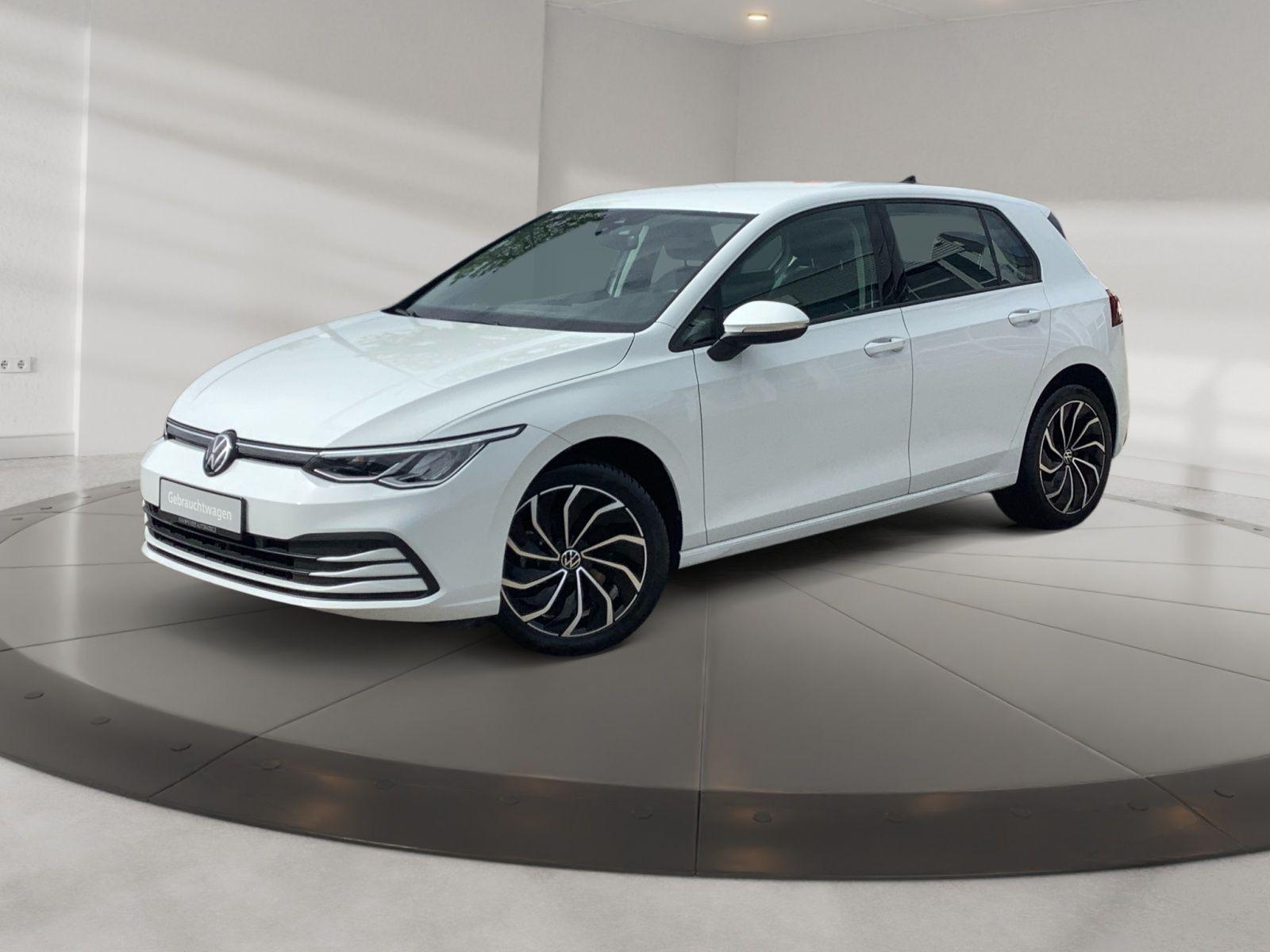 Volkswagen Golf VIII 1.5 TSI Life ACC LED Navi SHZ PDC