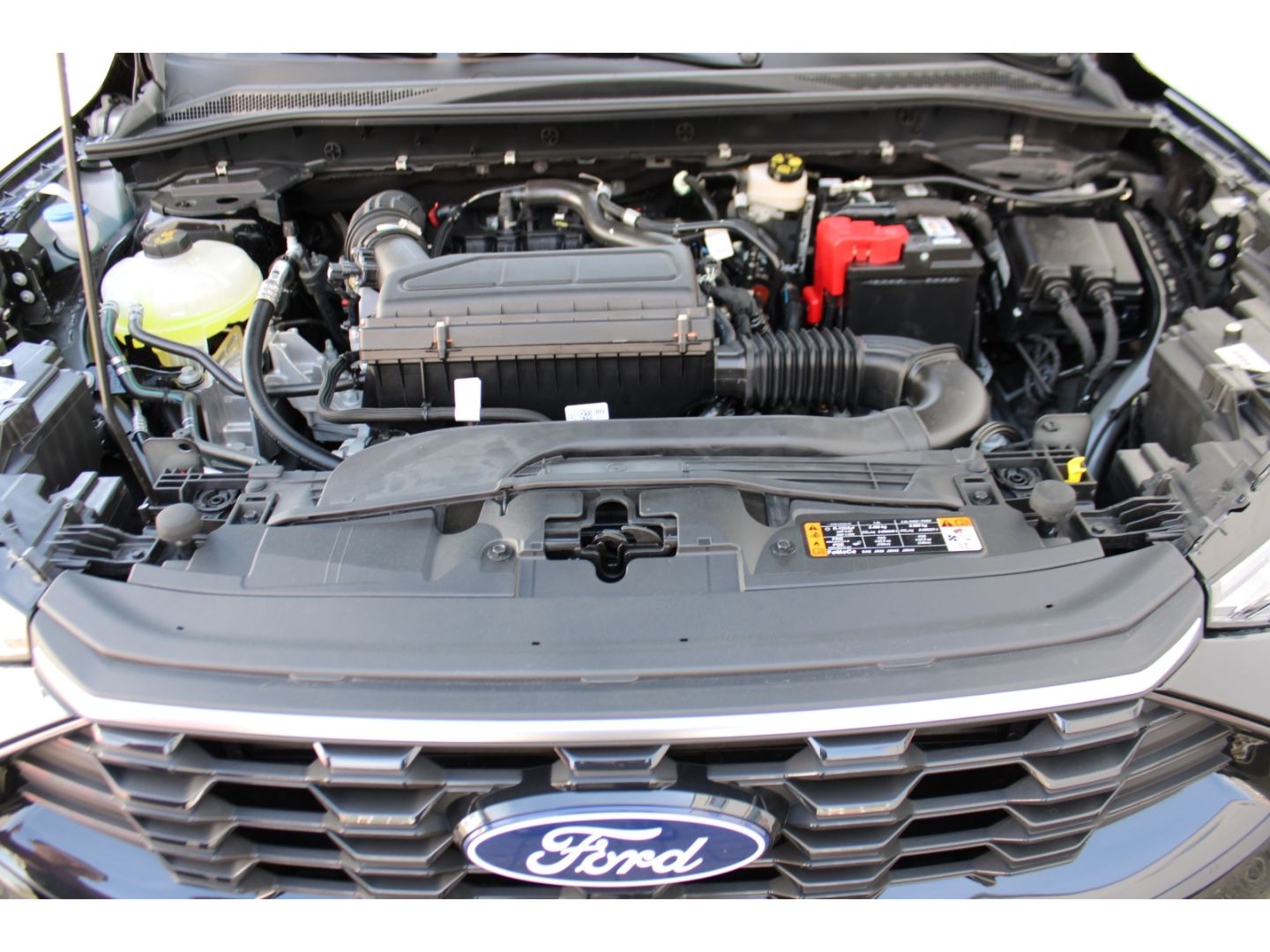 Fahrzeugabbildung Ford Kuga ST-Line Autom. LED GRA TWA PDC RFK Navi AHK