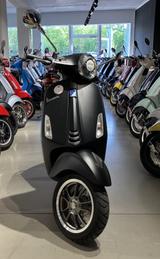 Vespa Primavera S 50 schwarz-matt - HALLE