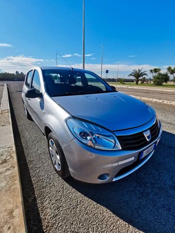 Dacia Sandero 1.2 16V Ambiance NEOPATENTATI 2011