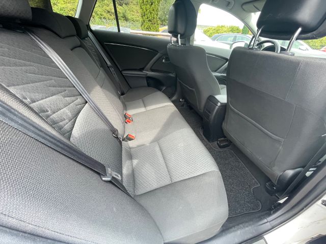 Toyota Avensis  Kombi Executive