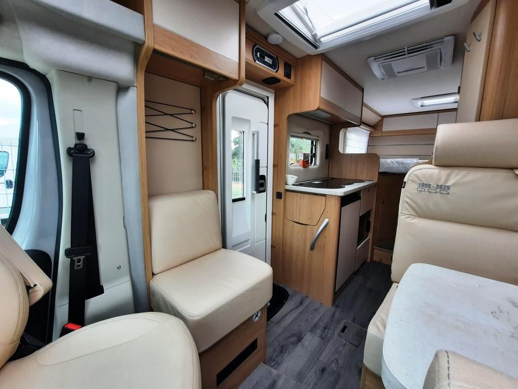 Fahrzeugabbildung LMC Cruiser V 643 70 Jahre Verfüg./Sparen Sie 6.476,