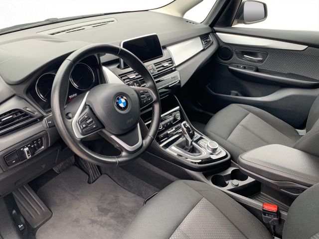 Fahrzeugabbildung BMW 218i Gran Tourer Business-Paket+LED+Navi+DAB+AHK