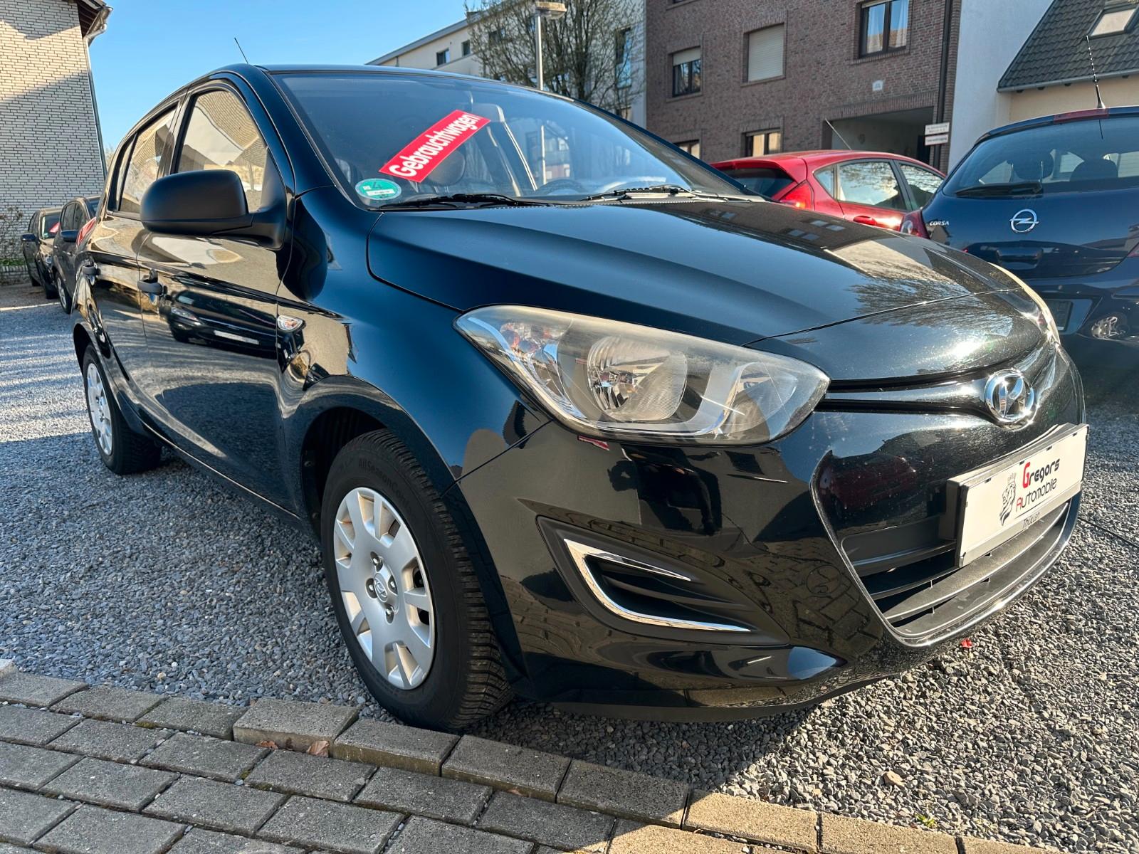 Hyundai i20 FIFA World Cup Edition