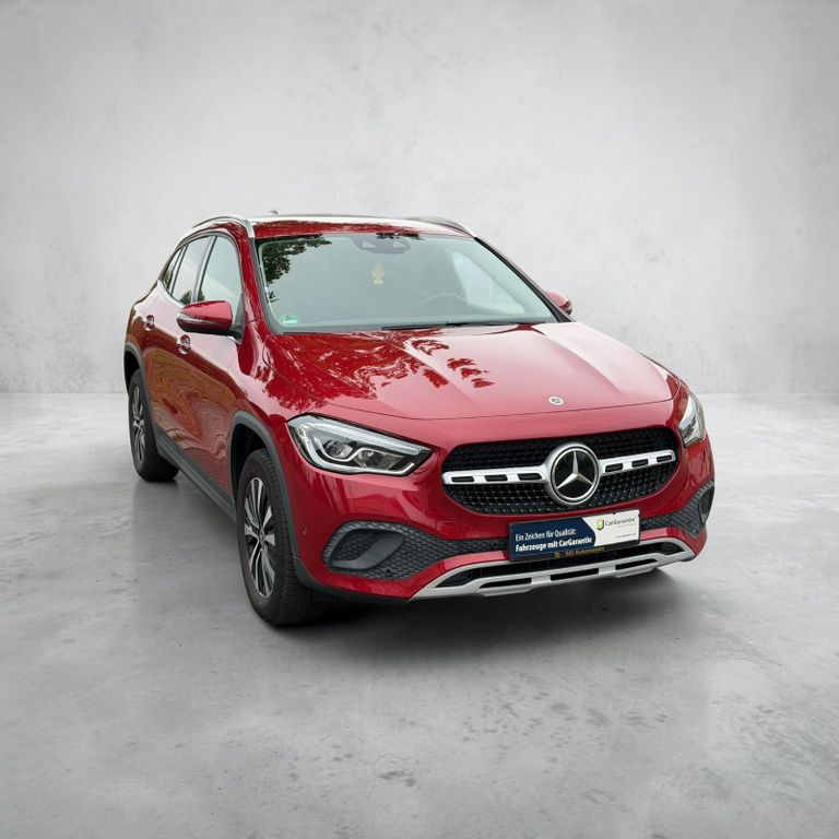 Image of Mercedes-Benz GLA 200