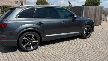 Audi Q7 - 8