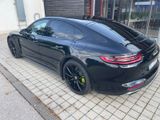 Porsche Panamera 4 E-Hybrid - PANO, BOSE, Scheckheft - Porsche Panamera mit Hybrid-Antrieb: Limousine