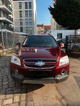 Chevrolet Captiva 2.4 LT 4WD 7sitzer Export! Volleder+Kima - Chevrolet Captiva aus 2009