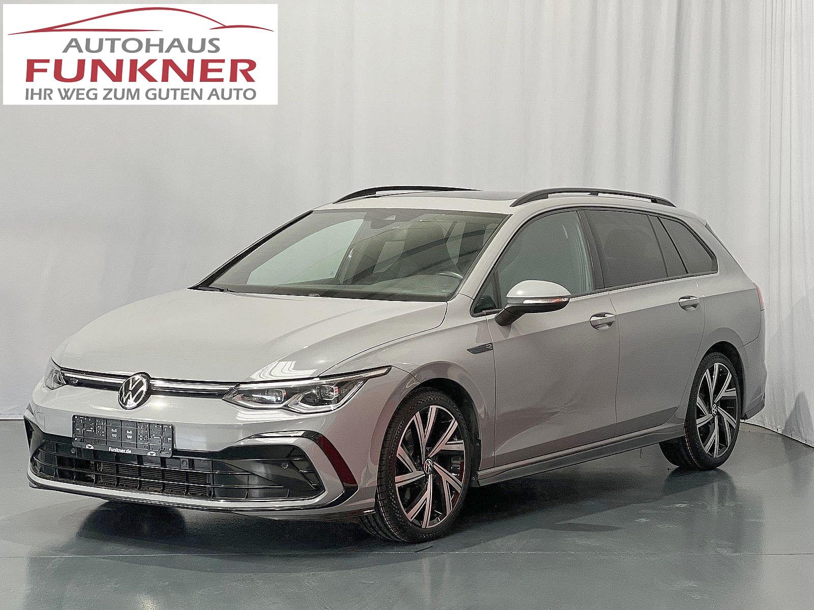 Volkswagen Golf VIII Variant R-Line DSG/PANORAMA/MATRIX!