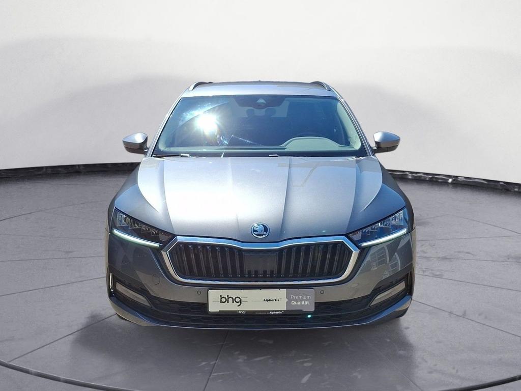 Skoda Octavia 2023 г. Серый, пробег 58333 км