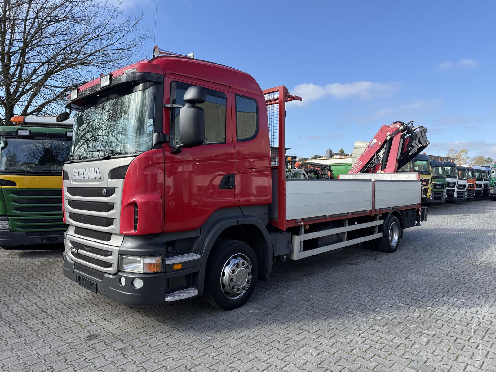 Scania R420 Montagekran Fassi 135 bis 23 Meter