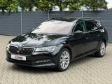 Skoda Superb Combi 2.0 TDI DSG PANO AHK NAVI LED