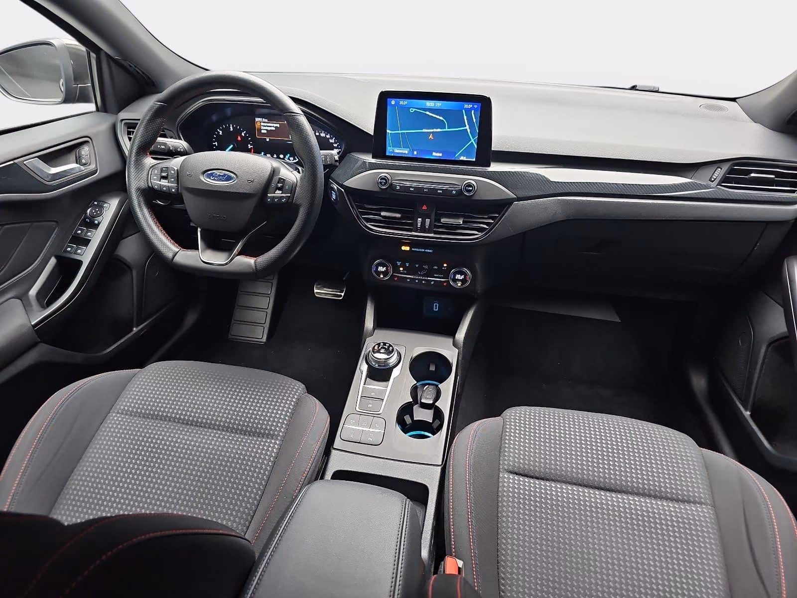 Ford FOCUS 2.0 ECOBLUE ST-LINE NAVI WINTER ACC