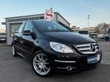 Mercedes-Benz B 160 Sport*LM*TÜVNEU*AHK*TLEDER*ALLSEASON*SITZH - Mercedes-Benz B 160 aus 2011