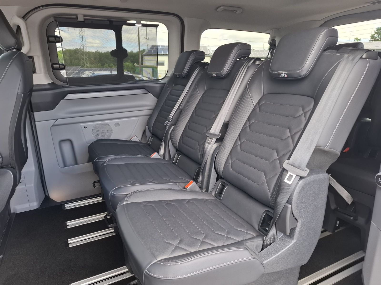 Fahrzeugabbildung Ford Tourneo Custom L1 Titanium X MATRIX*STANDH.*AHK