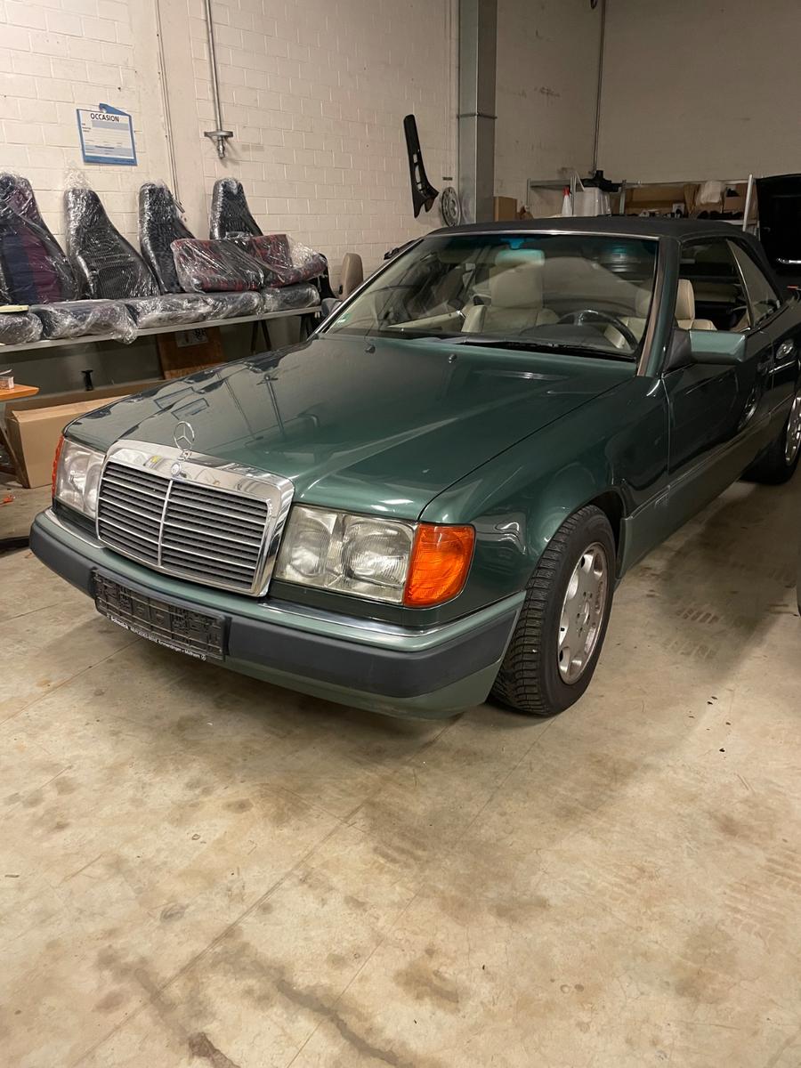 Mercedes-Benz 300 CE-24 H-Zulassung