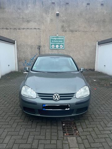 Volkswagen Golf 5 Tüv Neu.