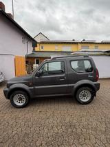 Suzuki Jimny Ranger - gebrauchte Suzuki Jimny aus dem Jahr 2012