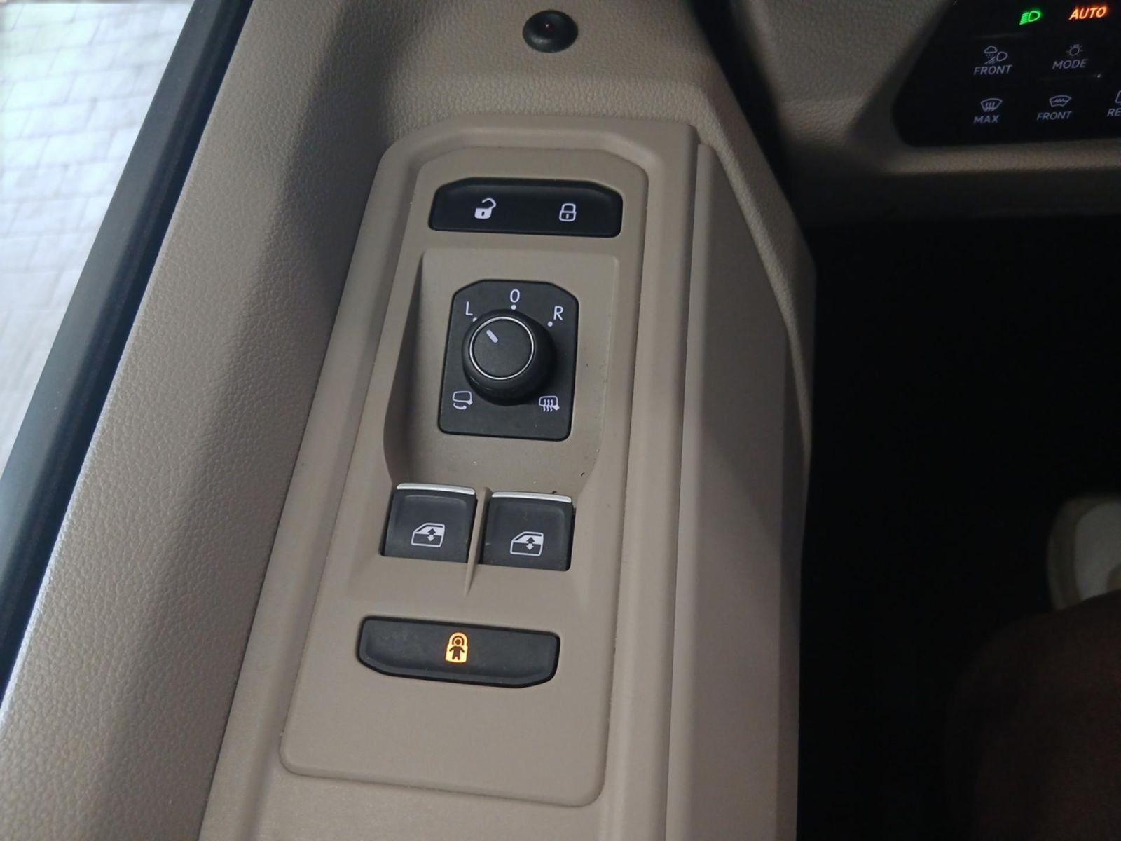 Volkswagen T7 Multivan - Bild 16