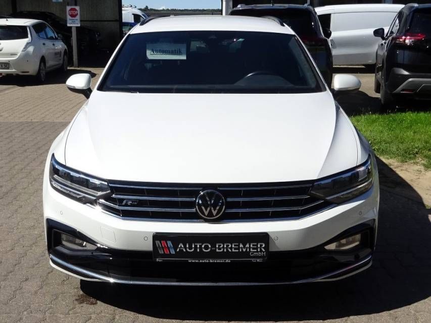 Fahrzeugabbildung Volkswagen Passat Variant 2.0 TDI 4Motion R-Line Business A