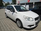 Chevrolet Aveo Schrägheck LS - Chevrolet Aveo LS