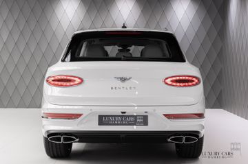 Bentayga V8 WHITE/BEIGE MULLINER NAIM SOUND