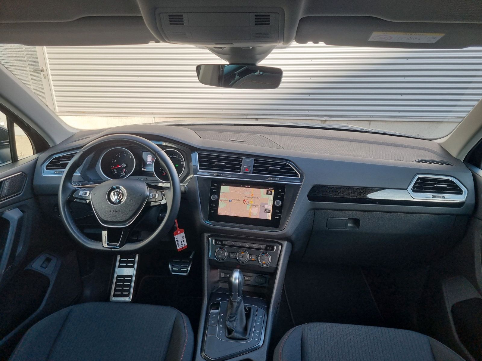 Fahrzeugabbildung Volkswagen Tiguan 1.4 TSI DSG Sound LED NAVI eKLAPPE