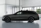 Mercedes-Benz E 300 de 4M T AMG-Sport/Pano/AHK/AIRM/360/HUD/20 - graue Mercedes-Benz E 300