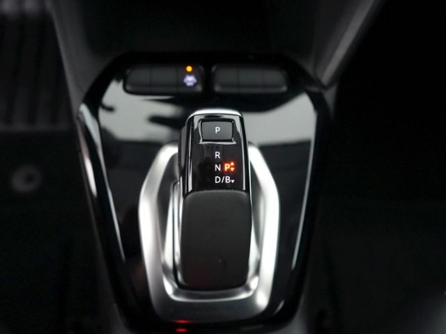 Corsa-e F ELEGANCE 50kWH AT+LED LICHT+RÜCKFAHRKA