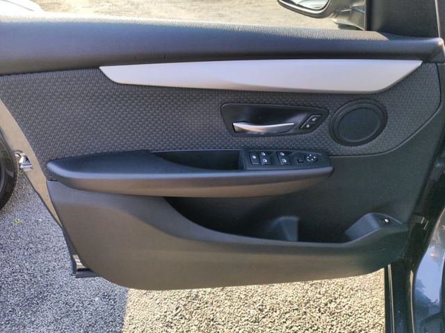 BMW 225 Active Tourer (Bild 15 von Array)