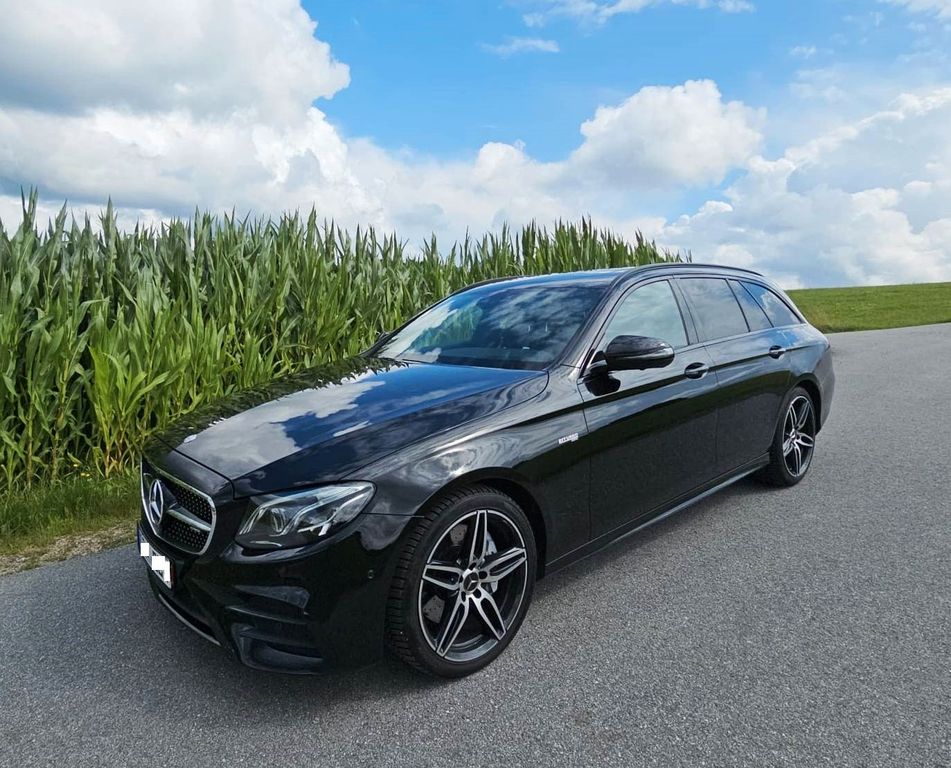Mercedes-Benz E 43 AMG