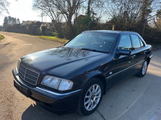 Mercedes-Benz C 220 CDI ELEGANCE